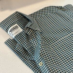 Mountain Khakis Men's Long Sleeve Button Down